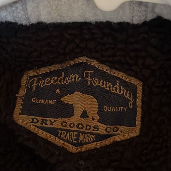 Freedom Foundry flannel snap up hoodie.  Size Medium (10-12).  Warm Fuzzy lining - Picture 3 of 6